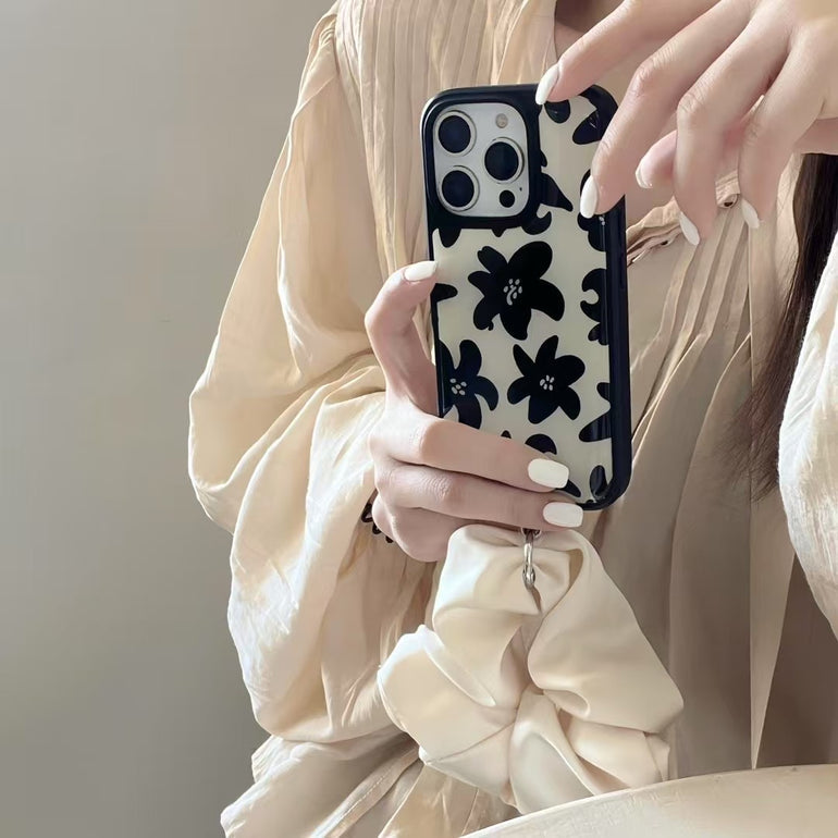 Flower Designer Case For iPhone With Fluffy Bracelet