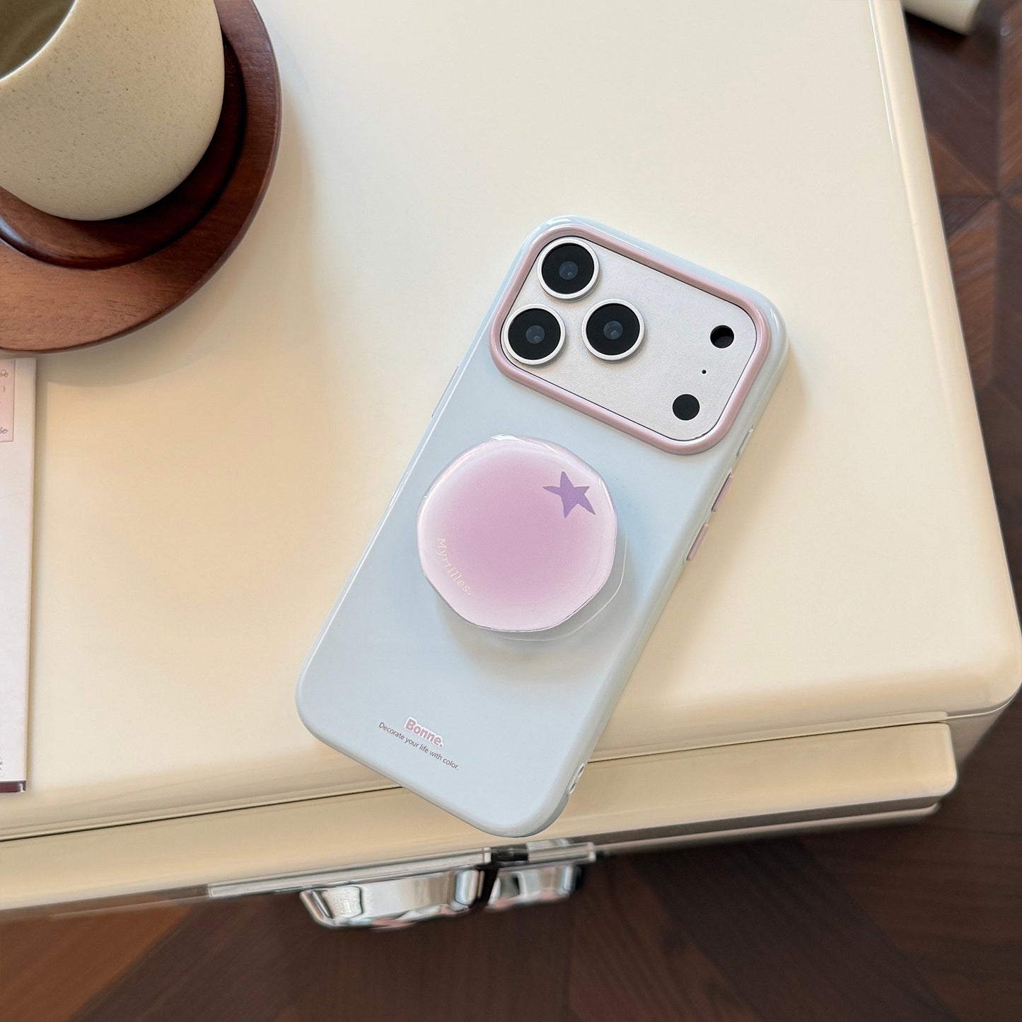 Minimalist 3D Fruit Phone Case 🍎