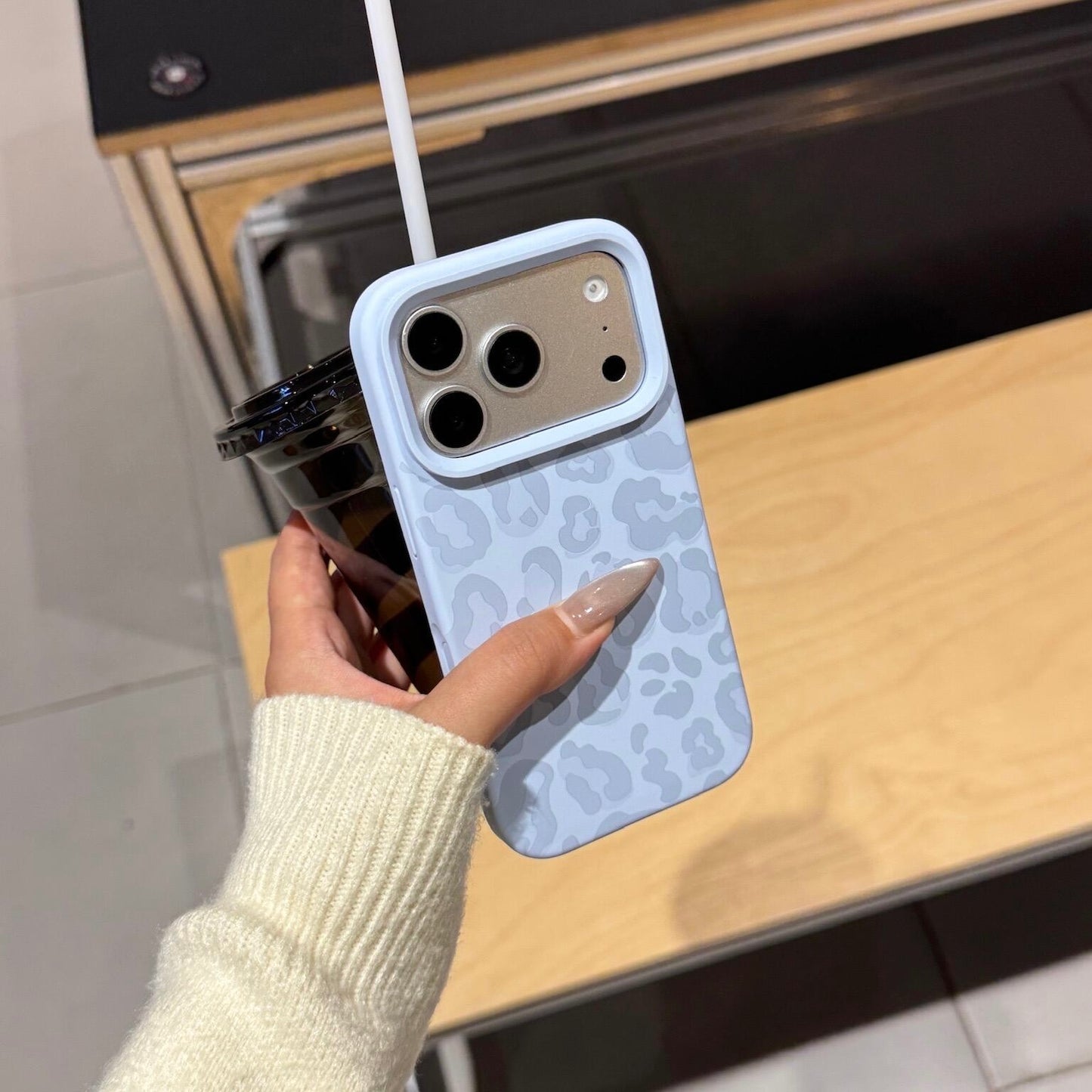 Blue Leopard Print Phone Case 🐆💙